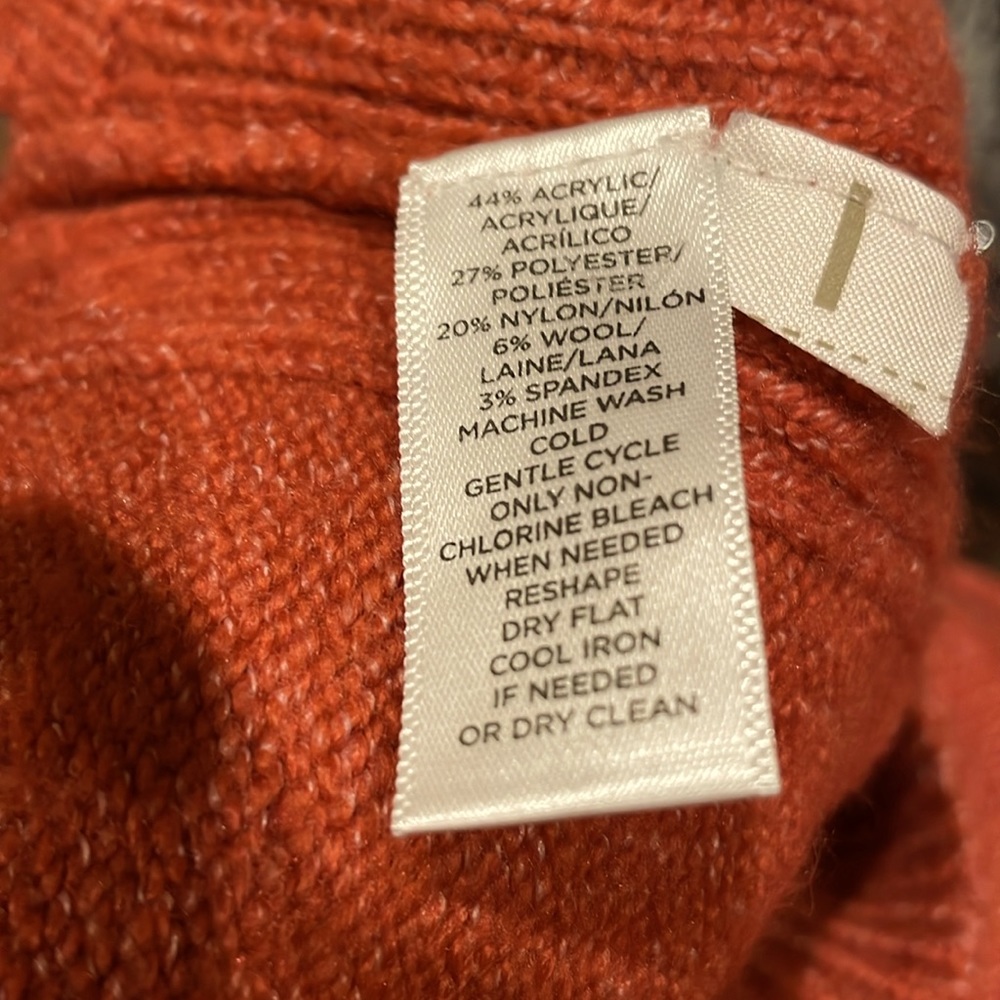 Coral/Rust Sweater - Picture 4 of 4